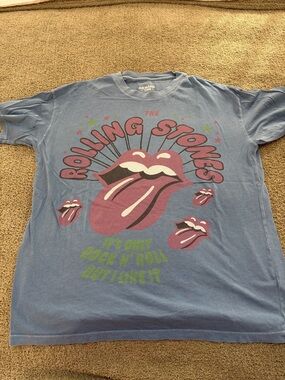 American Eagle Outfitters Light Blue Rolling Stones Graphic Tee with Pink Tongue